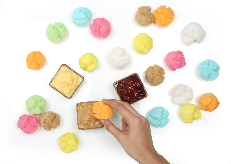 Ways of eating Wa Ko Kueh